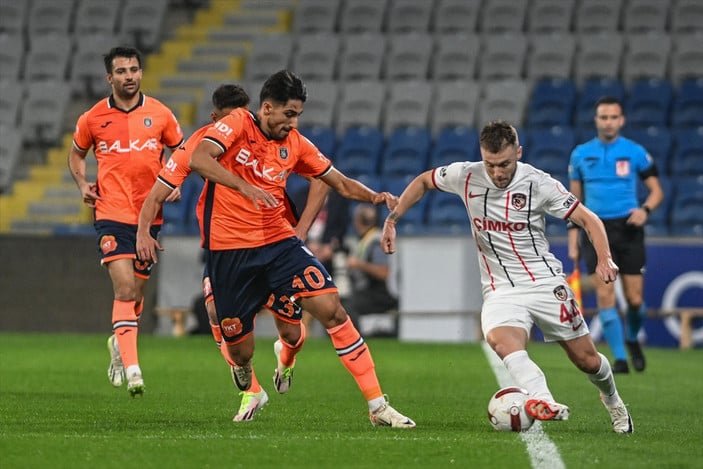 Başakşehir, Gaziantep FK karşısında galibiyet aldı | İstanbul Başakşehir FK 2-0 Gaziantep FK