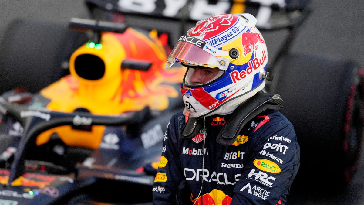 Max Verstappen, üst üste 3. kez Formula 1 şampiyonu oldu