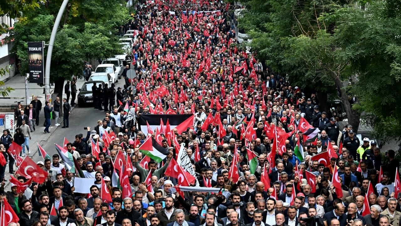 Başkent Ankara’da Filistin’e destek yürüyüşü yapıldı