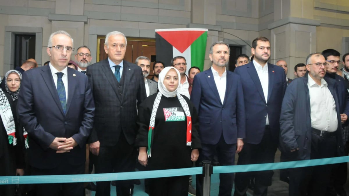 Saadet ve Gelecek milletvekilleri Gazze için yola çıktı