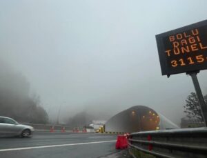 Bolu Dağı’nda sis ve sağanak etkili oluyor