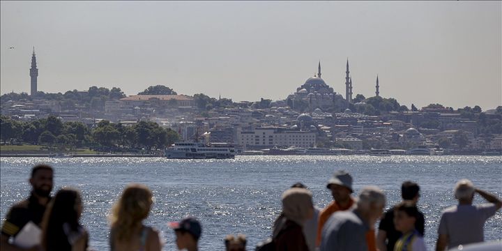 İstanbul’u 11 ayda 16 milyonu aşkın turist ziyaret etti