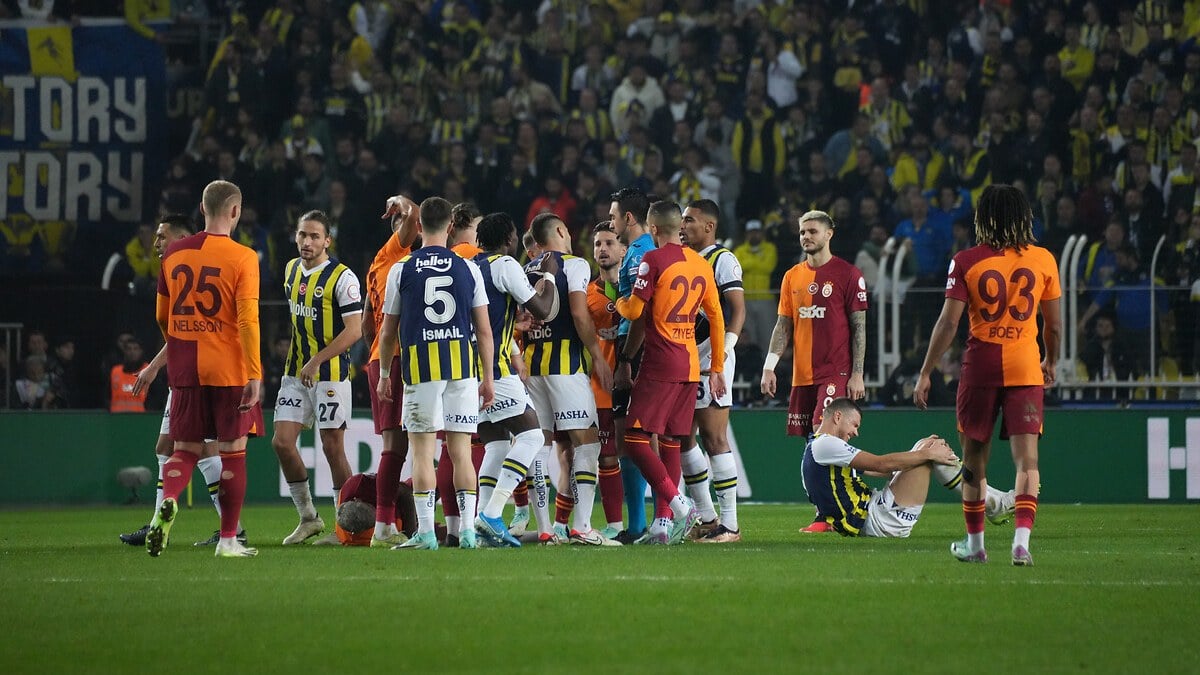 Süper Lig’de gol krallığı yarışı: Zirvede Dzeko ve Icardi