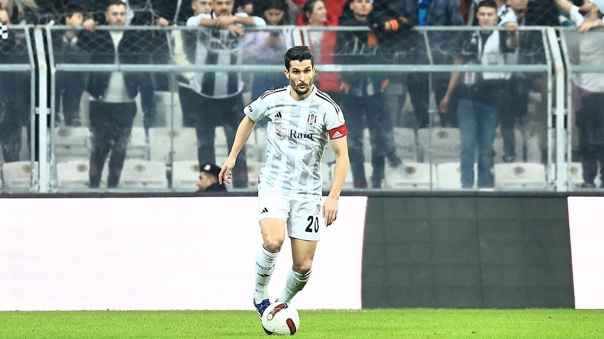 Beşiktaş’tan Necip Uysal’ın sakatlığıyla ilgili açıklama