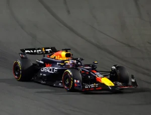 Max Verstappen Suudi Arabistan Grand Prix’ini Kazandı
